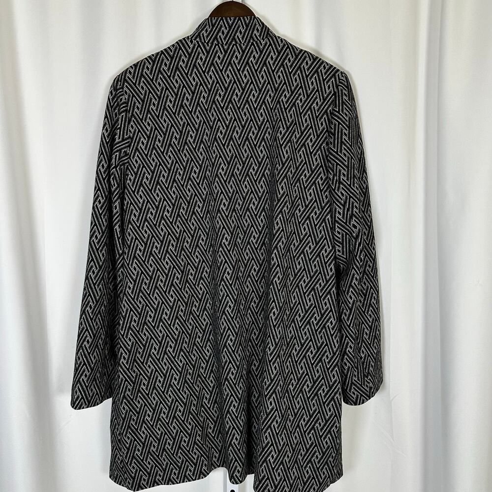Chico's Black White Open Front Stretch Longline Blazer Jacket Sz 2 (L) Office - Picture 7 of 11